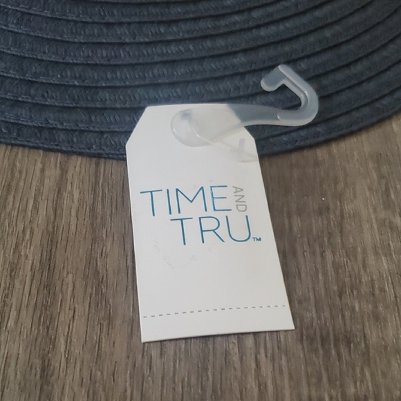 ❣️ NWT TIME & TRU HAT - Picture 5 of 14